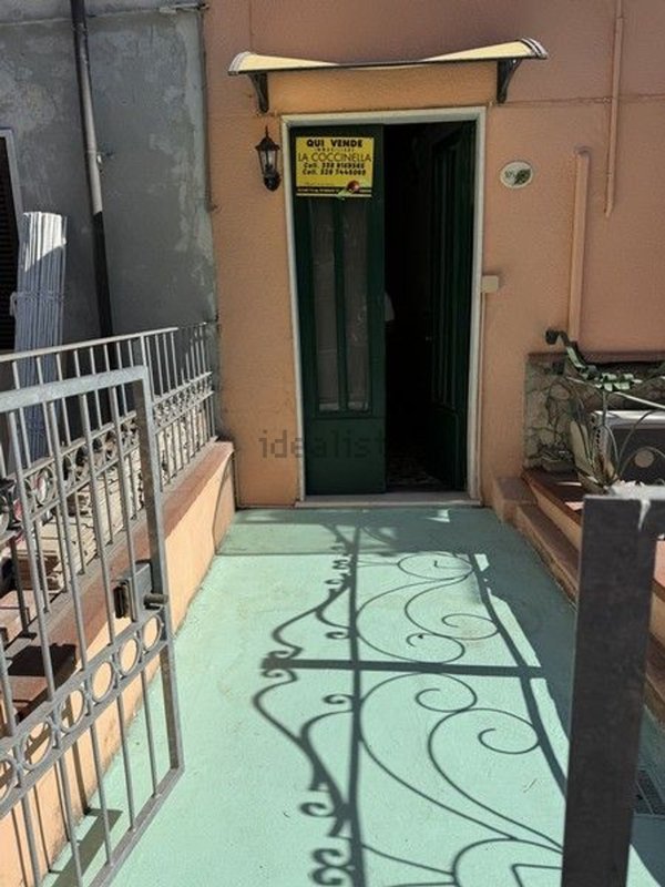 casa indipendente in vendita a Viareggio