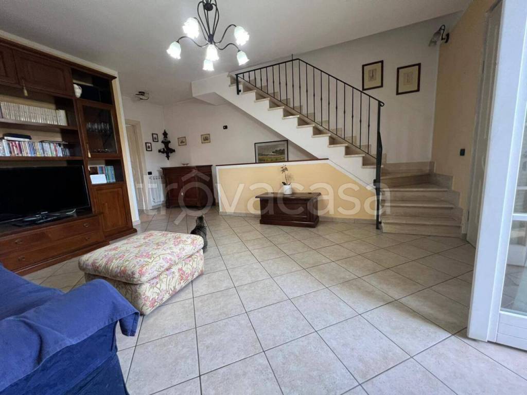 casa indipendente in vendita a Viareggio in zona Migliarina