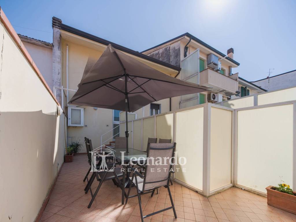 appartamento in vendita a Viareggio