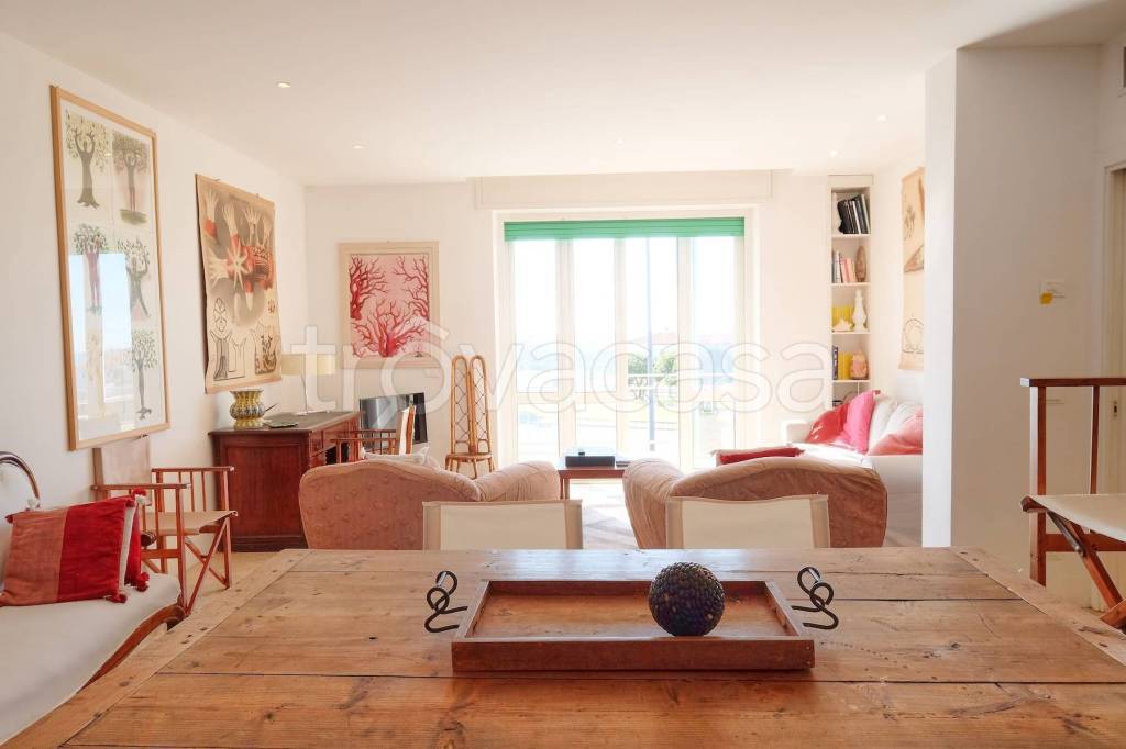 appartamento in vendita a Viareggio