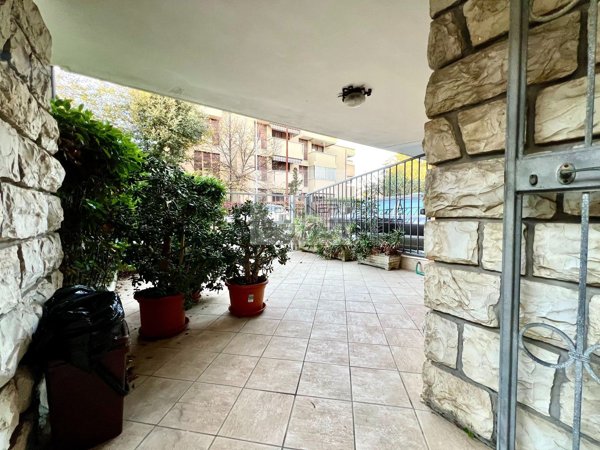 casa indipendente in vendita a Viareggio