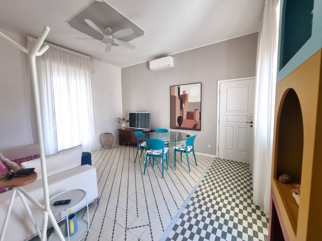 appartamento in vendita a Viareggio