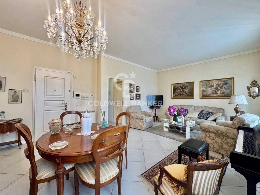 appartamento in vendita a Viareggio