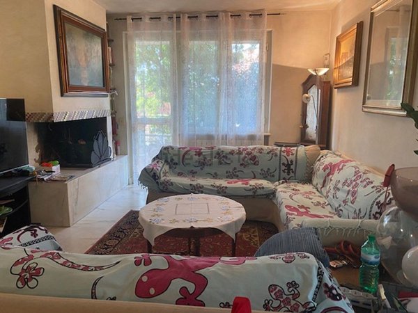 casa indipendente in vendita a Viareggio in zona Marco Polo