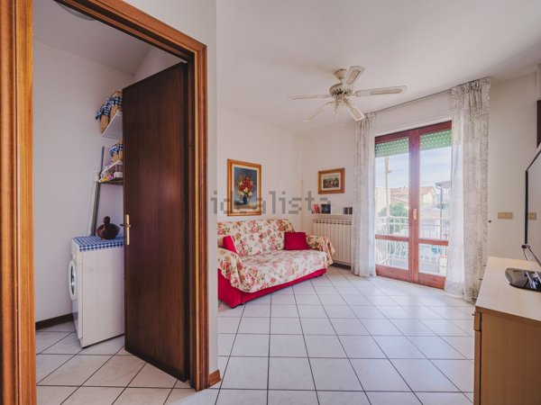 casa indipendente in vendita a Viareggio