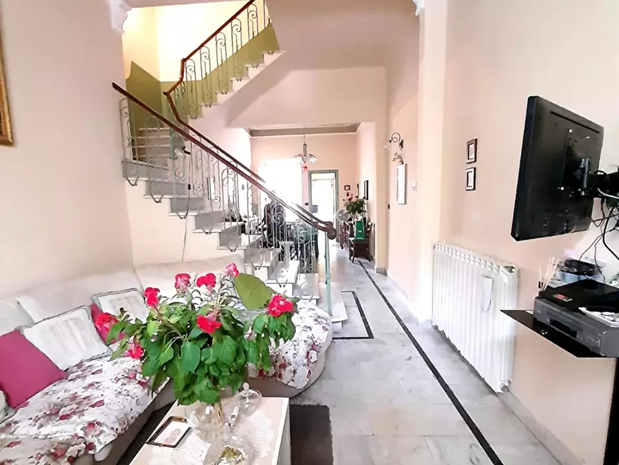 casa indipendente in vendita a Viareggio in zona Centro Storico