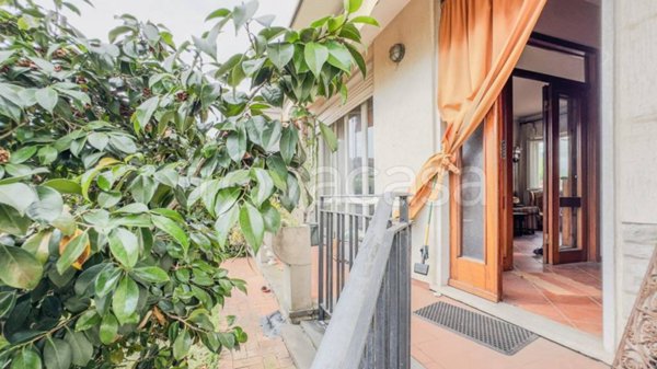 casa indipendente in vendita a Viareggio