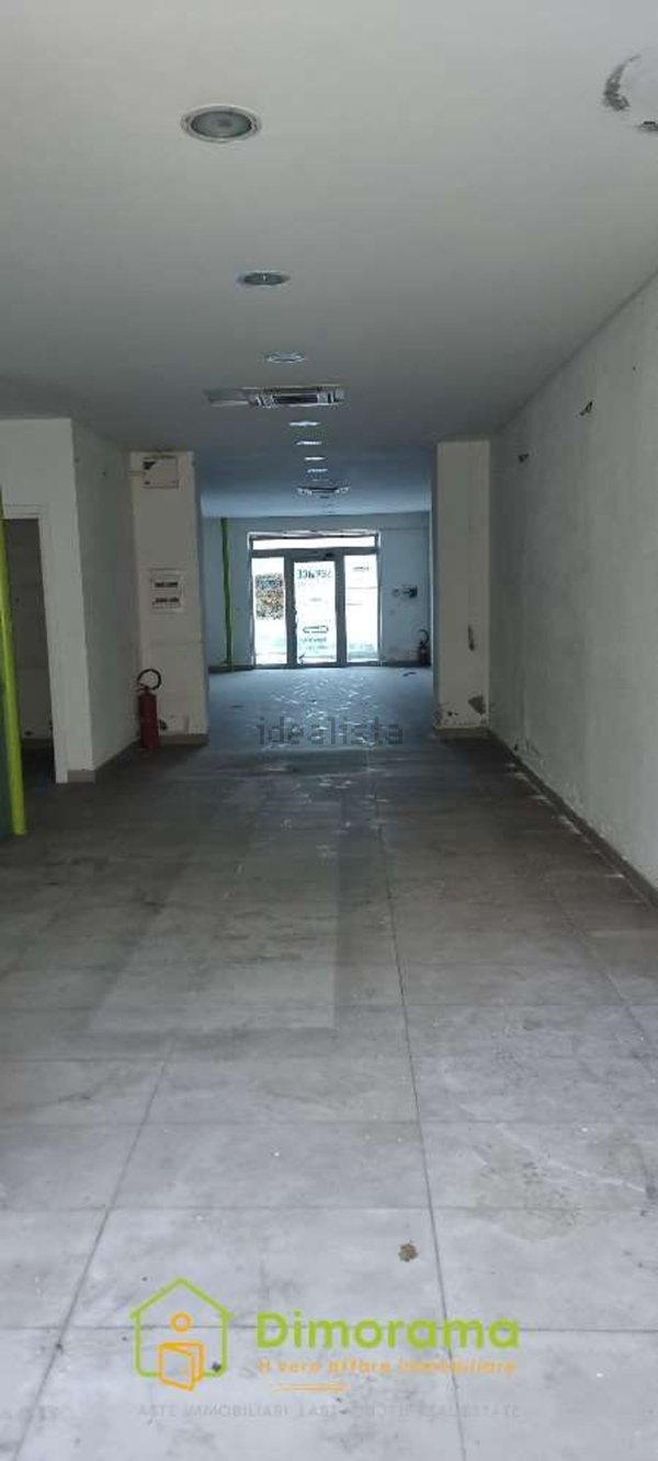 locale commerciale in vendita a Viareggio