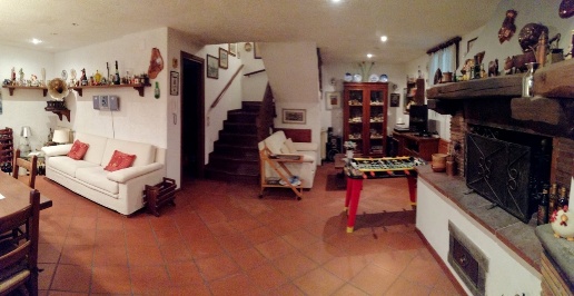 casa indipendente in vendita a Viareggio