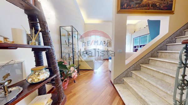 casa semindipendente in vendita a Viareggio