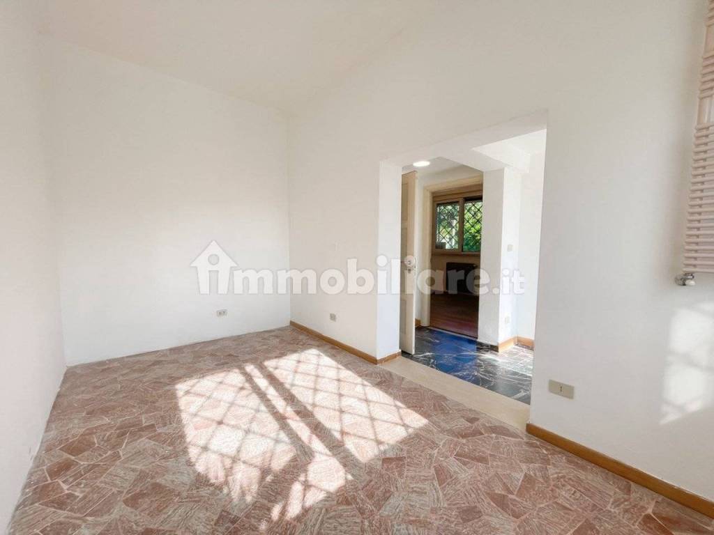 casa indipendente in vendita a Viareggio in zona Migliarina