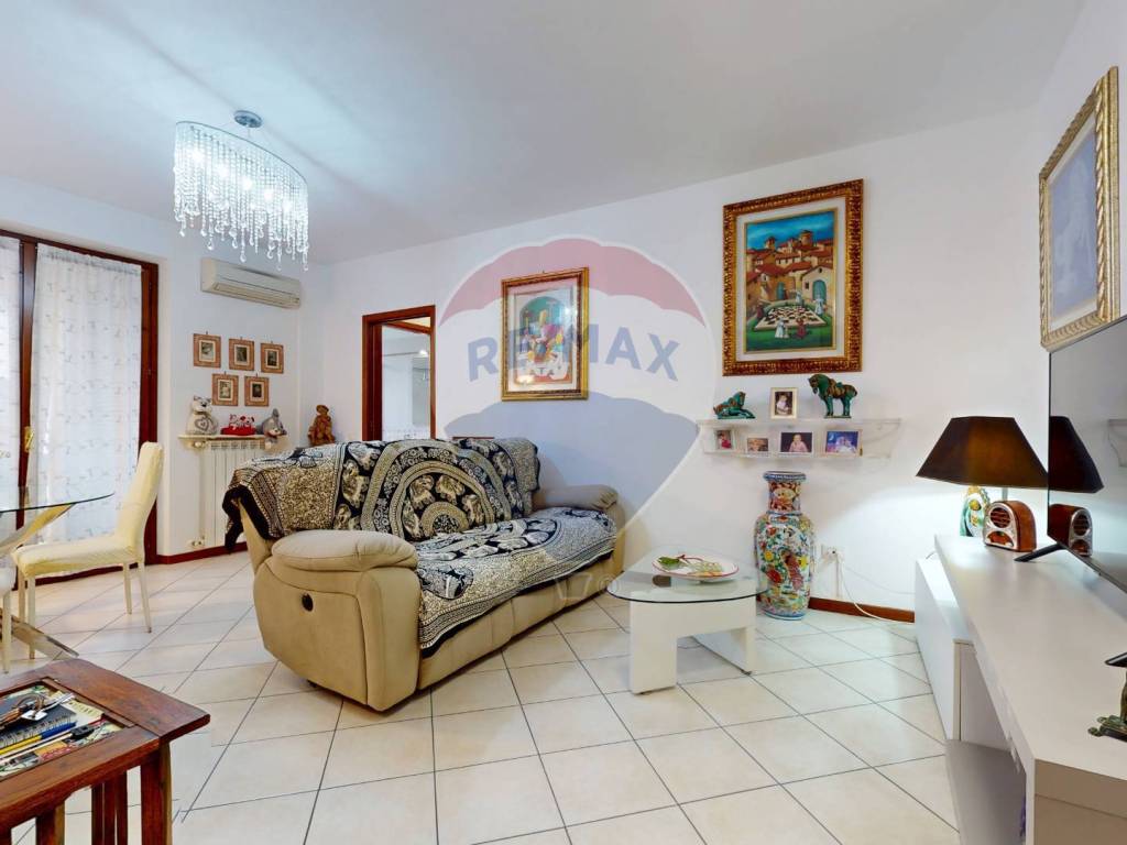 appartamento in vendita a Viareggio in zona Migliarina