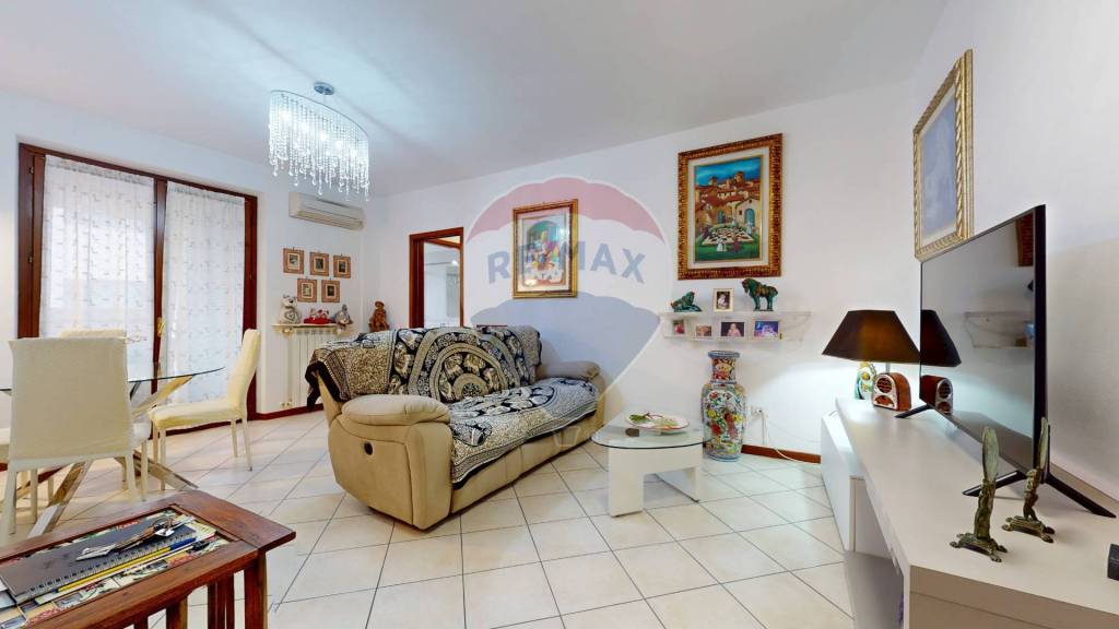 appartamento in vendita a Viareggio in zona Migliarina