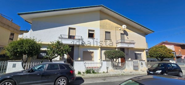casa indipendente in vendita a Viareggio in zona Migliarina