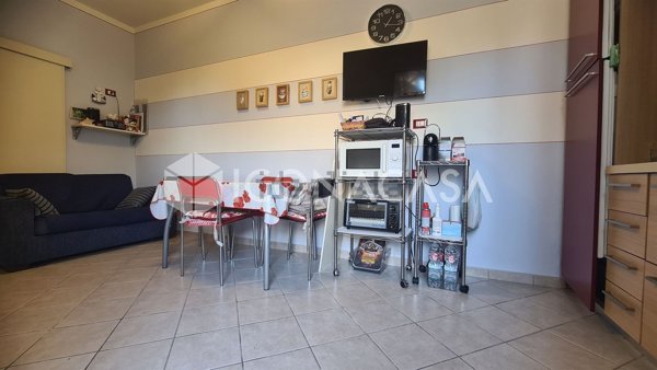 casa indipendente in vendita a Viareggio in zona Torre del Lago
