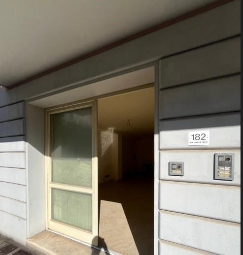 ufficio in vendita a Viareggio