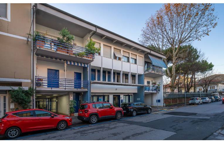 appartamento in vendita a Viareggio in zona Marco Polo