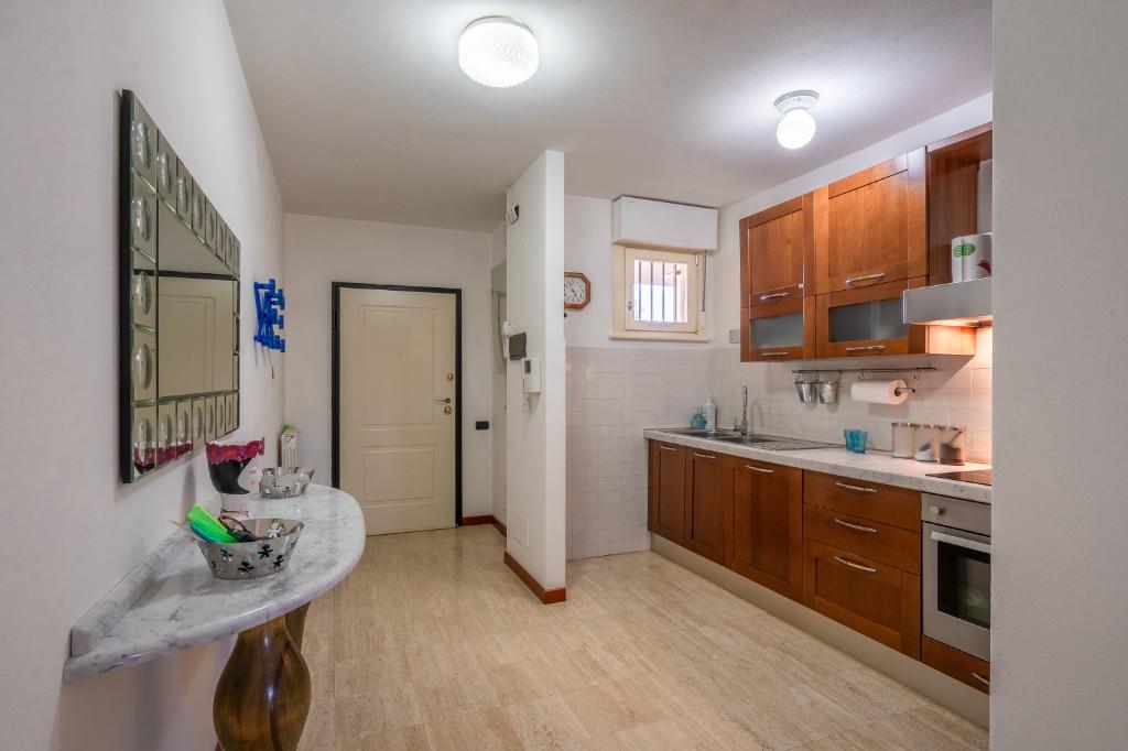 appartamento in vendita a Viareggio in zona Marco Polo