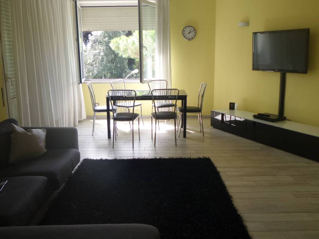 appartamento in vendita a Viareggio in zona Don Bosco