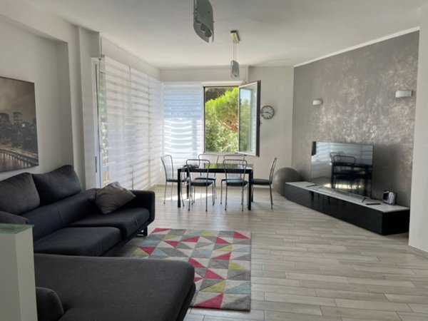 appartamento in vendita a Viareggio in zona Don Bosco