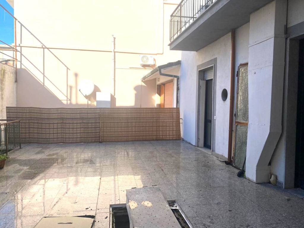 intera palazzina in vendita a Viareggio