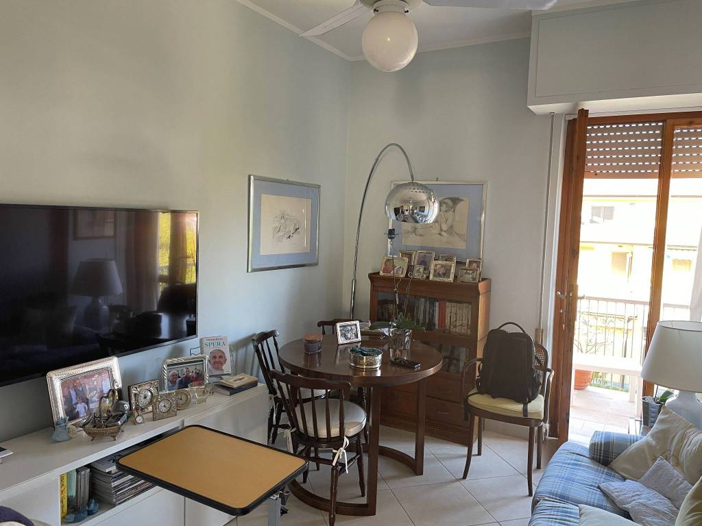 appartamento in vendita a Viareggio in zona Marco Polo