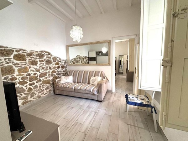 casa indipendente in vendita a Viareggio in zona Centro Storico