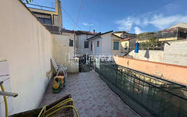 appartamento in vendita a Viareggio in zona Marco Polo