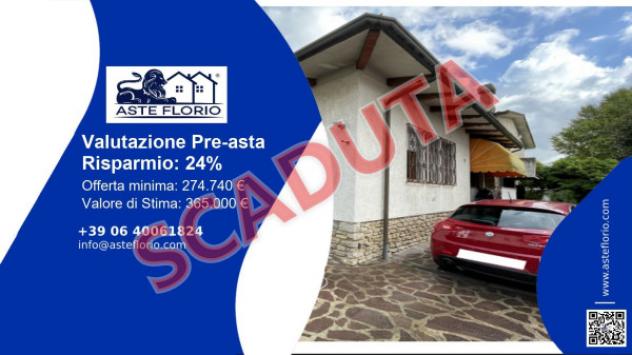 casa indipendente in vendita a Viareggio