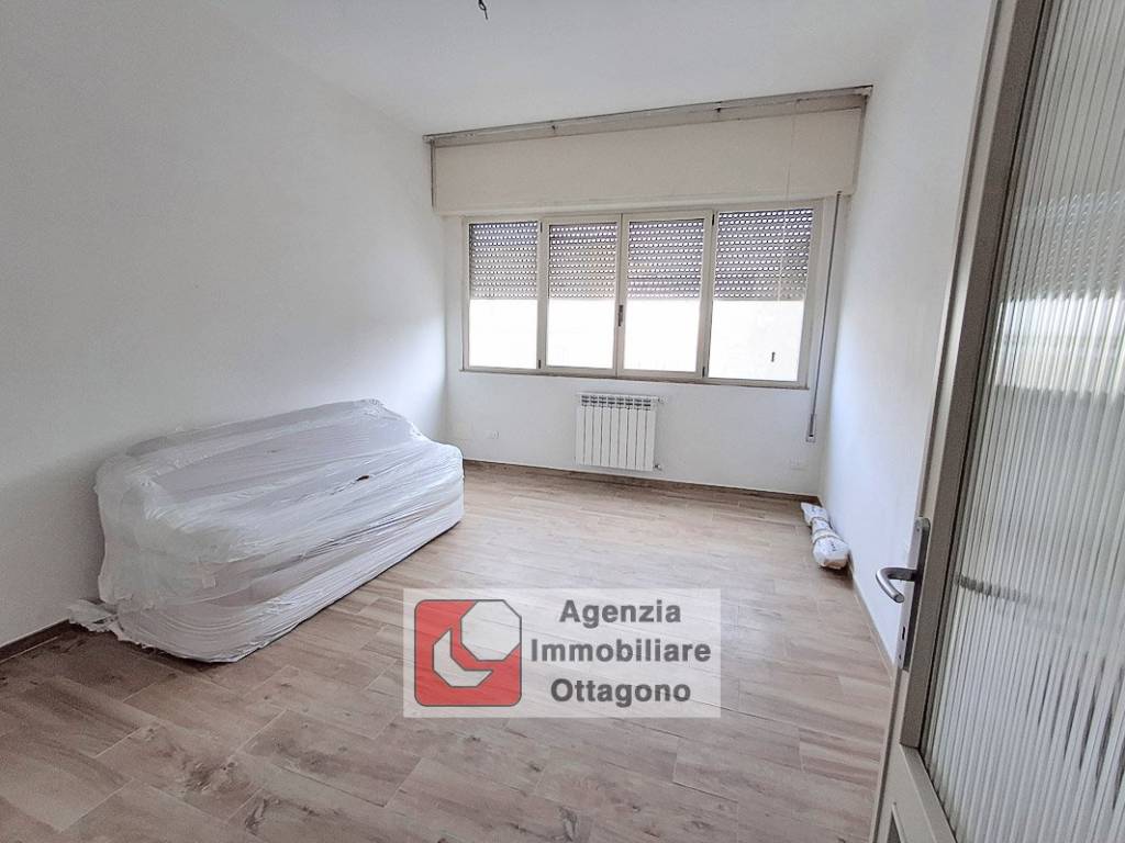 appartamento in vendita a Viareggio in zona Marco Polo