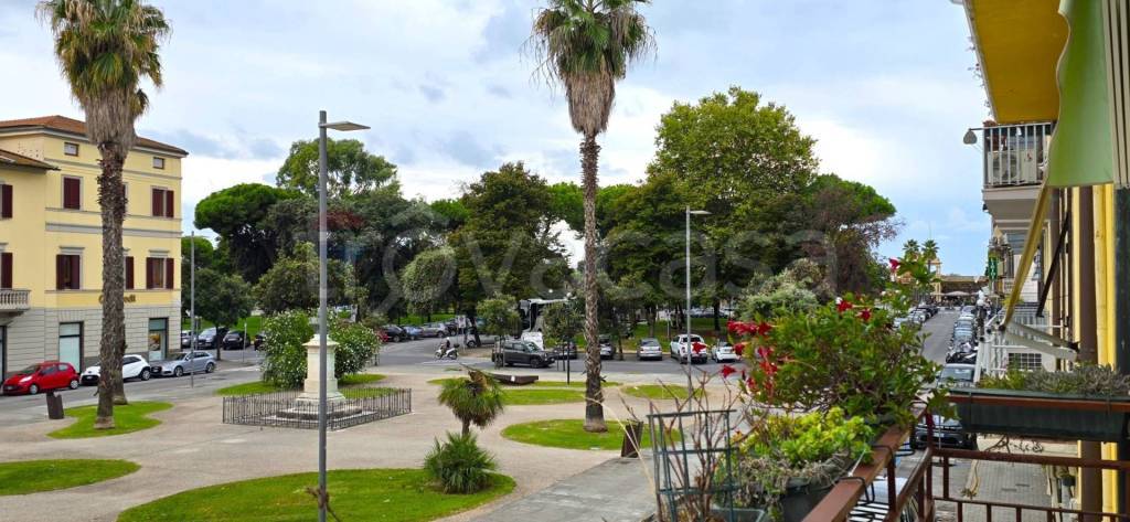 appartamento in vendita a Viareggio