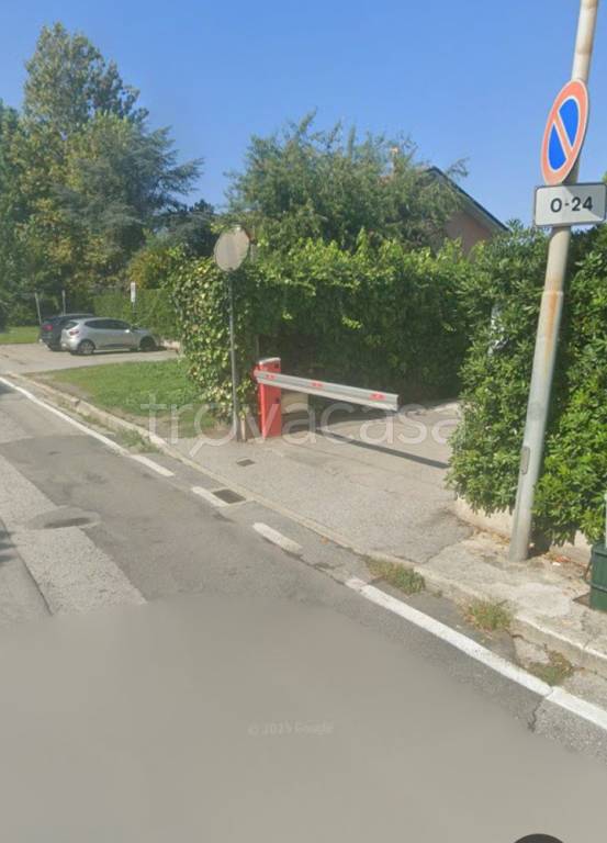 locale di sgombero in vendita a Viareggio