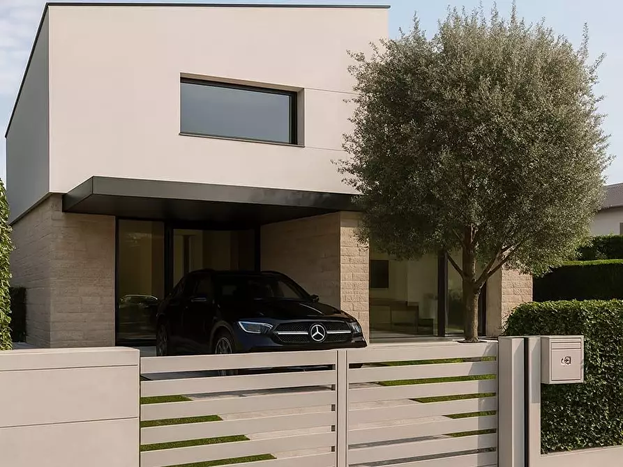 casa indipendente in vendita a Viareggio