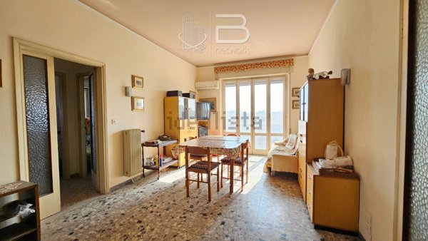 appartamento in vendita a Viareggio in zona Marco Polo