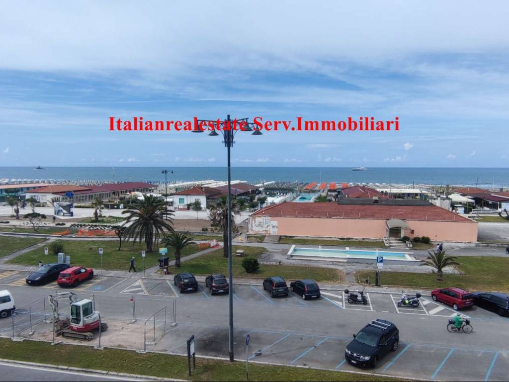 appartamento in vendita a Viareggio in zona Don Bosco