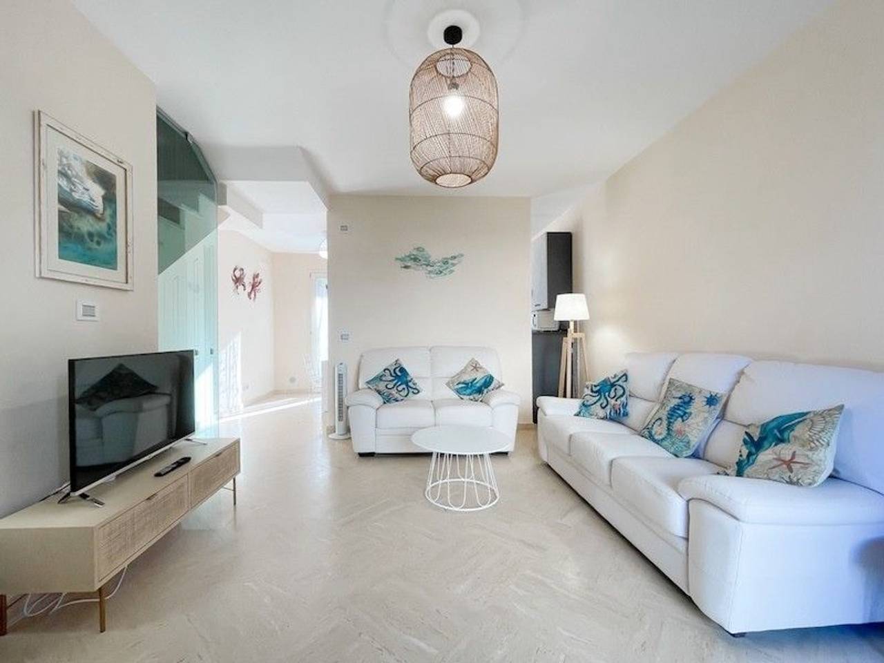 casa indipendente in vendita a Viareggio