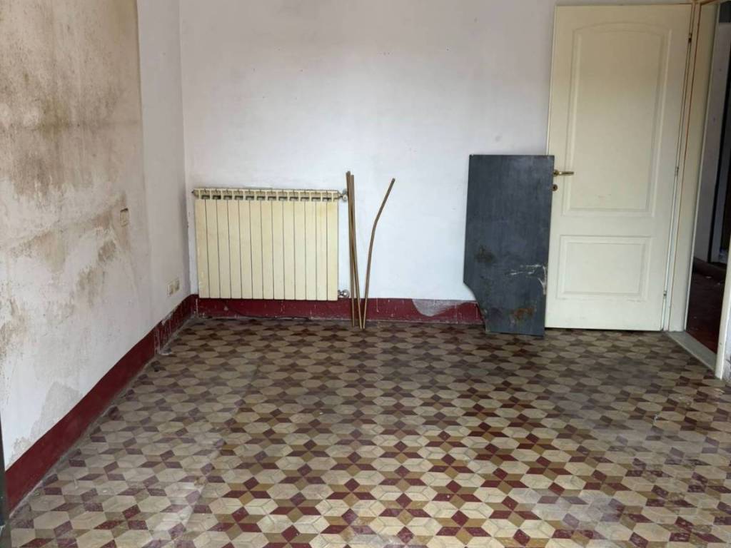 casa indipendente in vendita a Viareggio