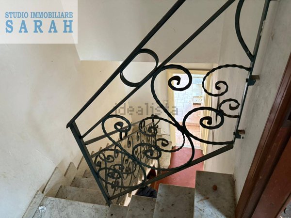 casa indipendente in vendita a Viareggio