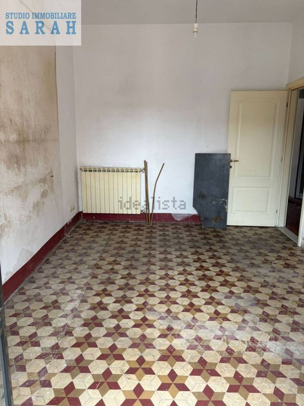 casa indipendente in vendita a Viareggio