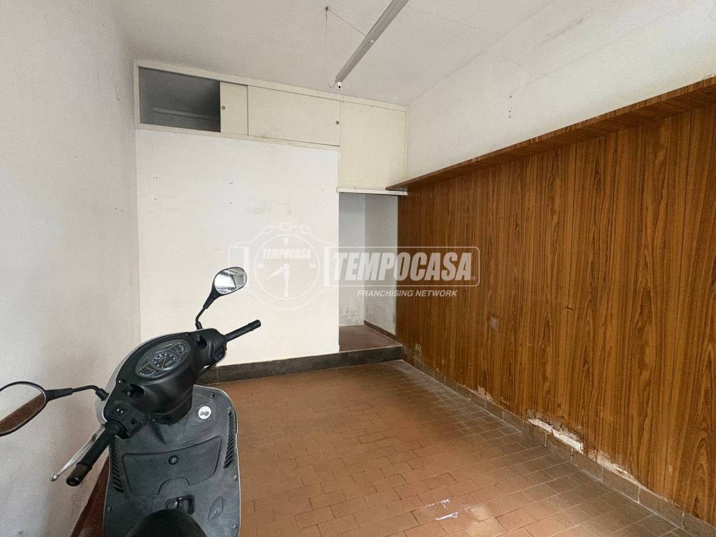 negozio in vendita a Viareggio