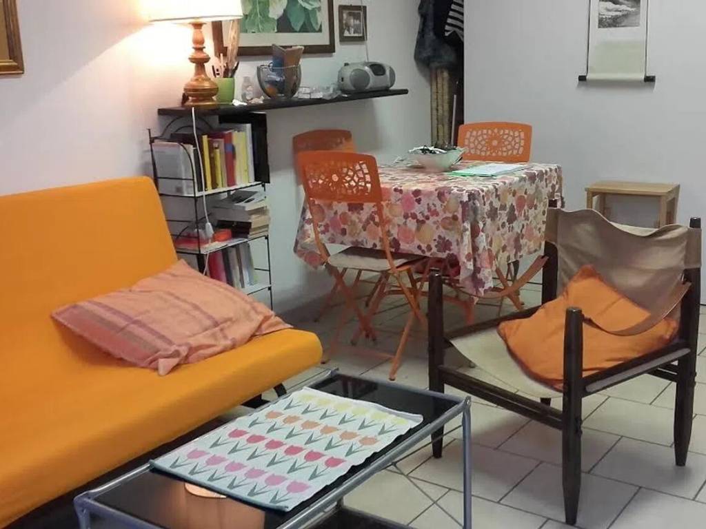 negozio in vendita a Viareggio in zona Centro Storico