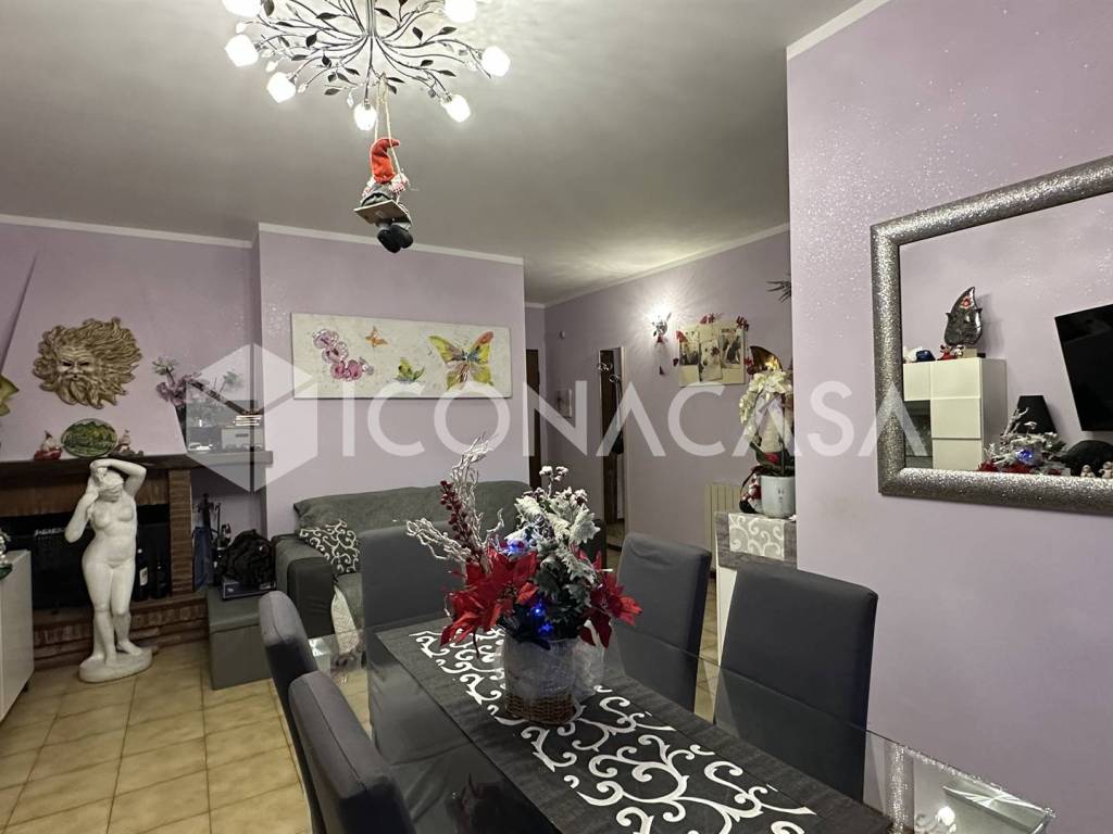 appartamento in vendita a Viareggio in zona Campo d'Aviazione