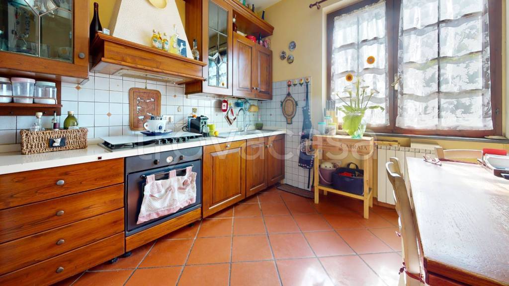 casa indipendente in vendita a Viareggio in zona Torre del Lago