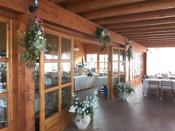 negozio in vendita a Viareggio in zona Torre del Lago