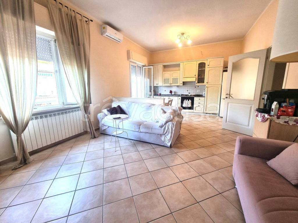 appartamento in vendita a Viareggio in zona Centro Storico