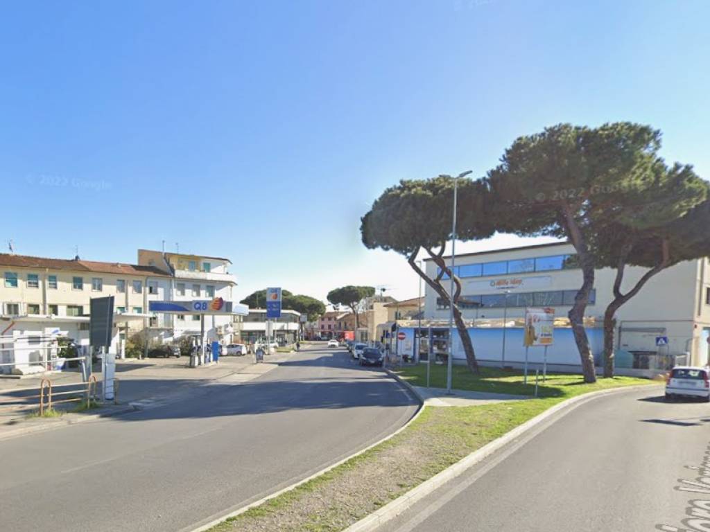 appartamento in vendita a Viareggio in zona Torre del Lago