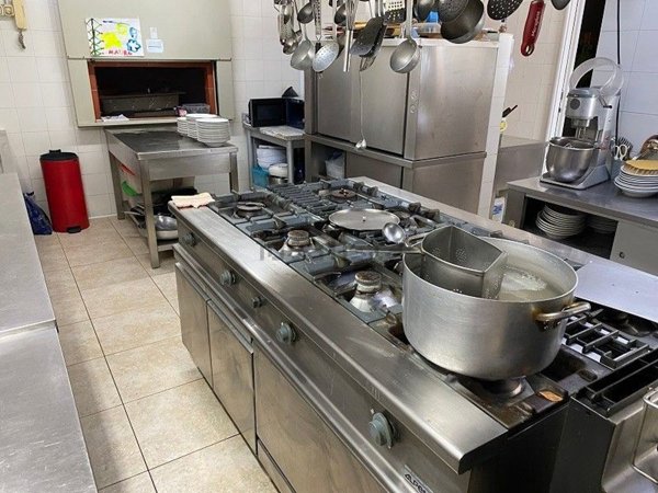 casa indipendente in vendita a Viareggio in zona Torre del Lago