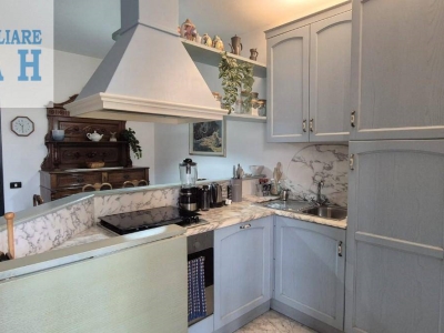 appartamento in vendita a Viareggio in zona Centro Storico