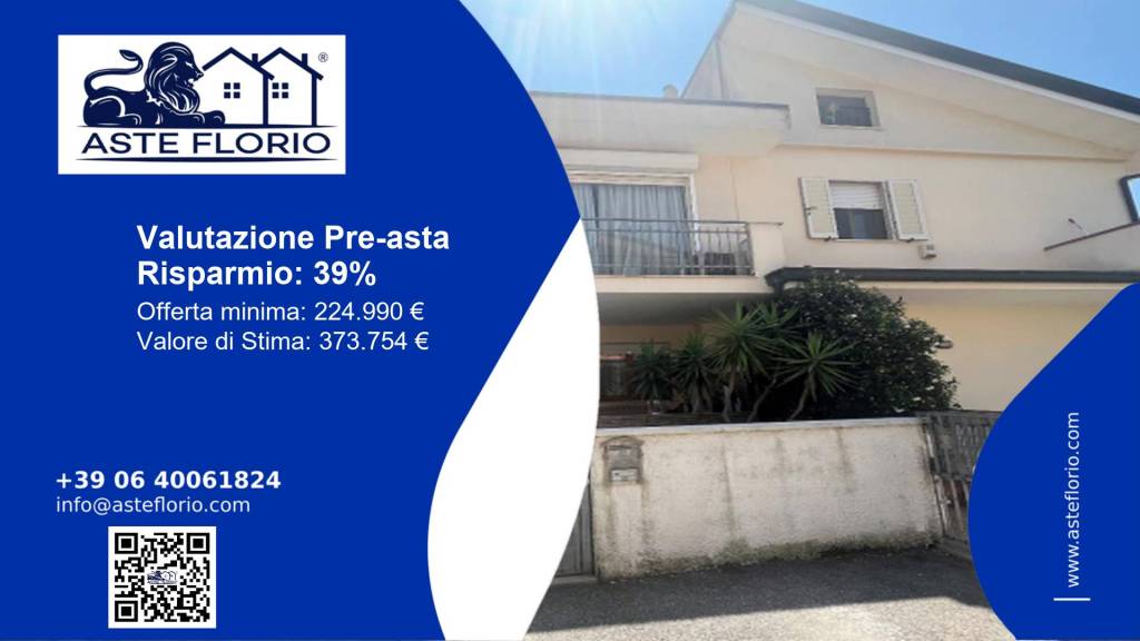 casa indipendente in vendita a Viareggio in zona Torre del Lago