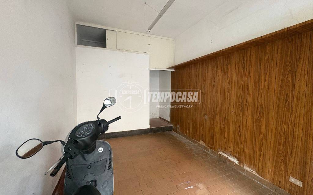 negozio in vendita a Viareggio